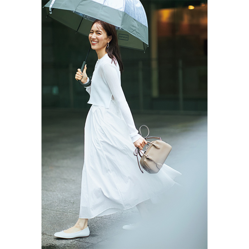 笹川友里さんが纏うオール白コーデ