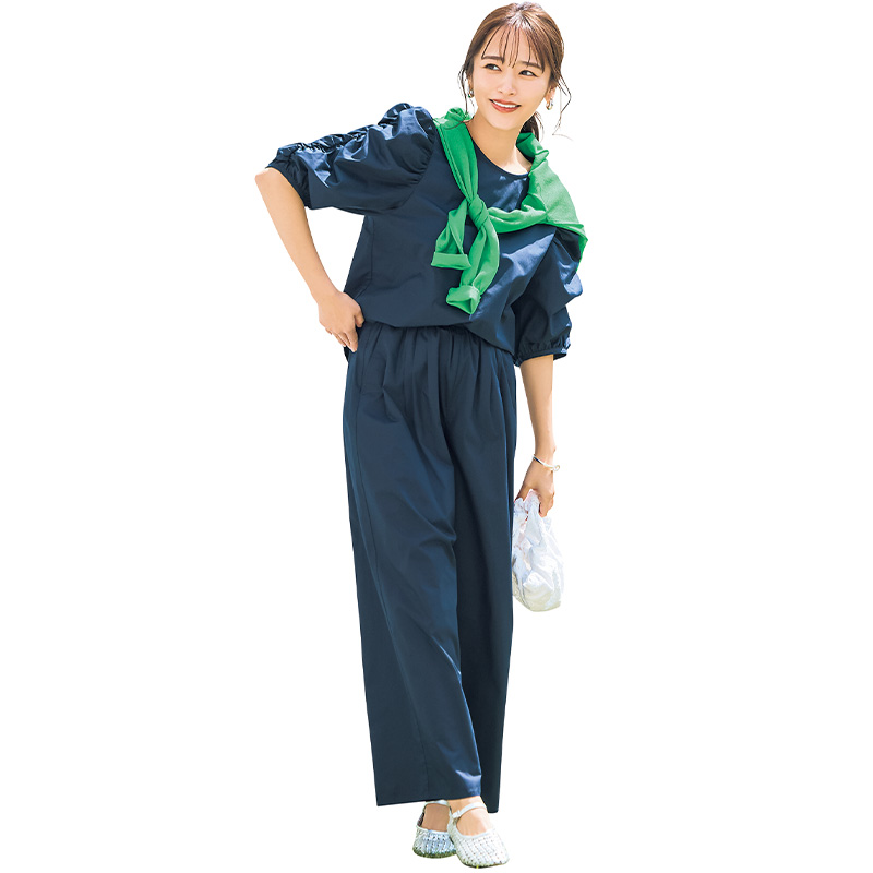 公園に寄る前提の母行事にぴったりな撥水のネイビーセットアップ