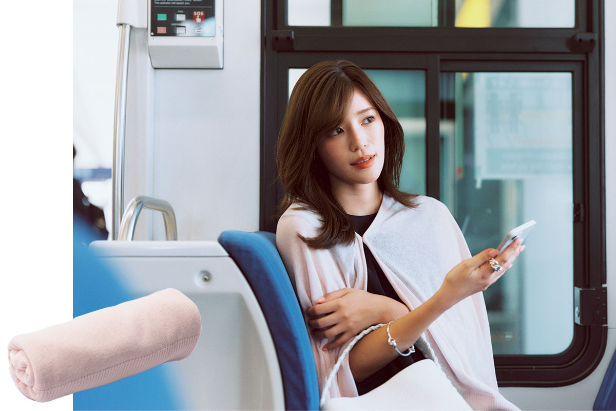 無印良品のボレロはUVカット率90%以上のコットンで通勤にも便利