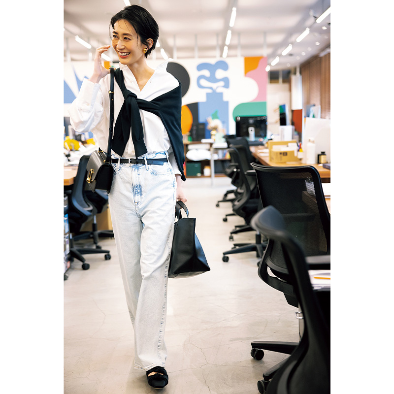 デニムコーデ,オフィスコーデ,白シャツコーデ,アッパーハイツのデニム,神山まりあ
