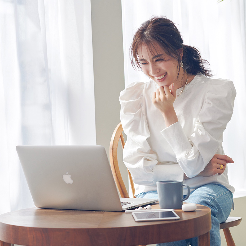 リモートワークの日のオシャレ、メイク