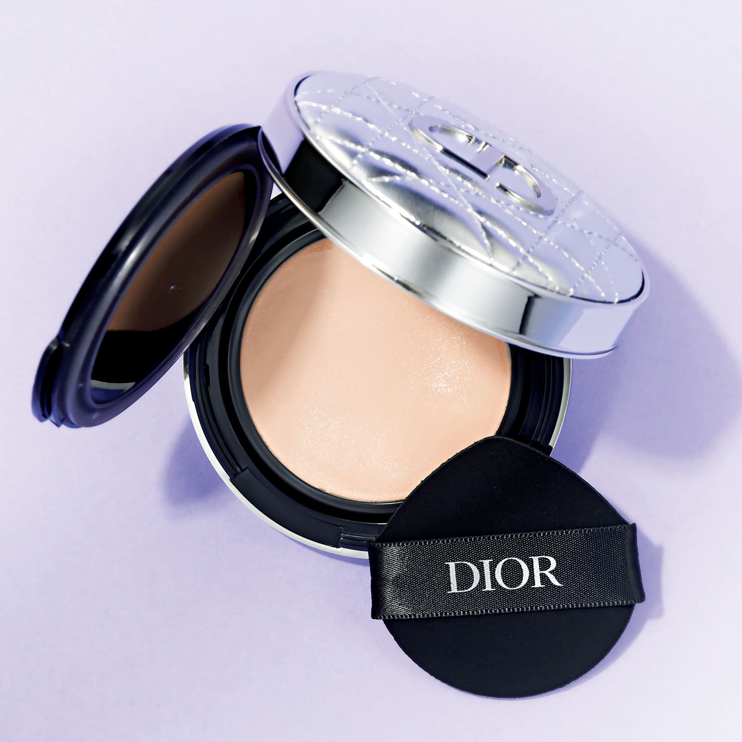 dior ディオールスキン フォーエヴァー イドラ グロウ クッション