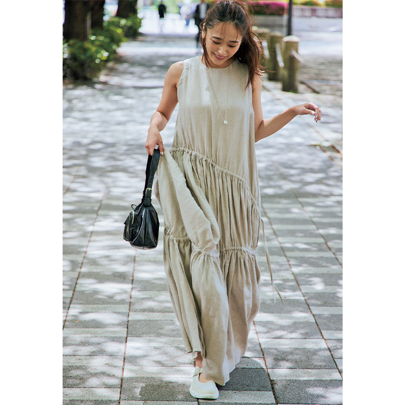 ア ヴァケーションの都会派リラクシーなギャザーワンピース