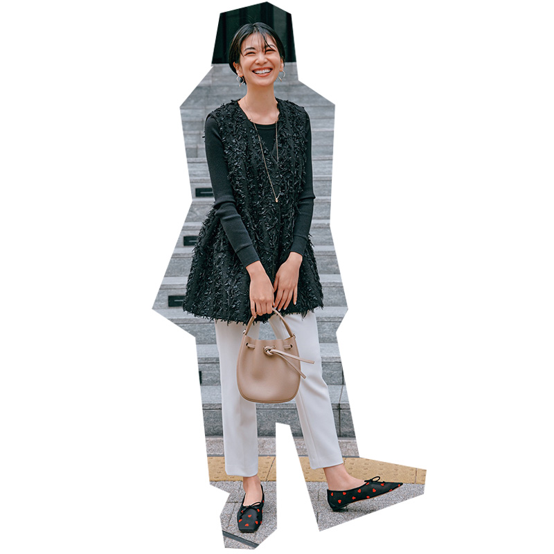 パンツ,テーパードパンツ,白パンツ,パンツコーデ,セオリー,阪井まどか