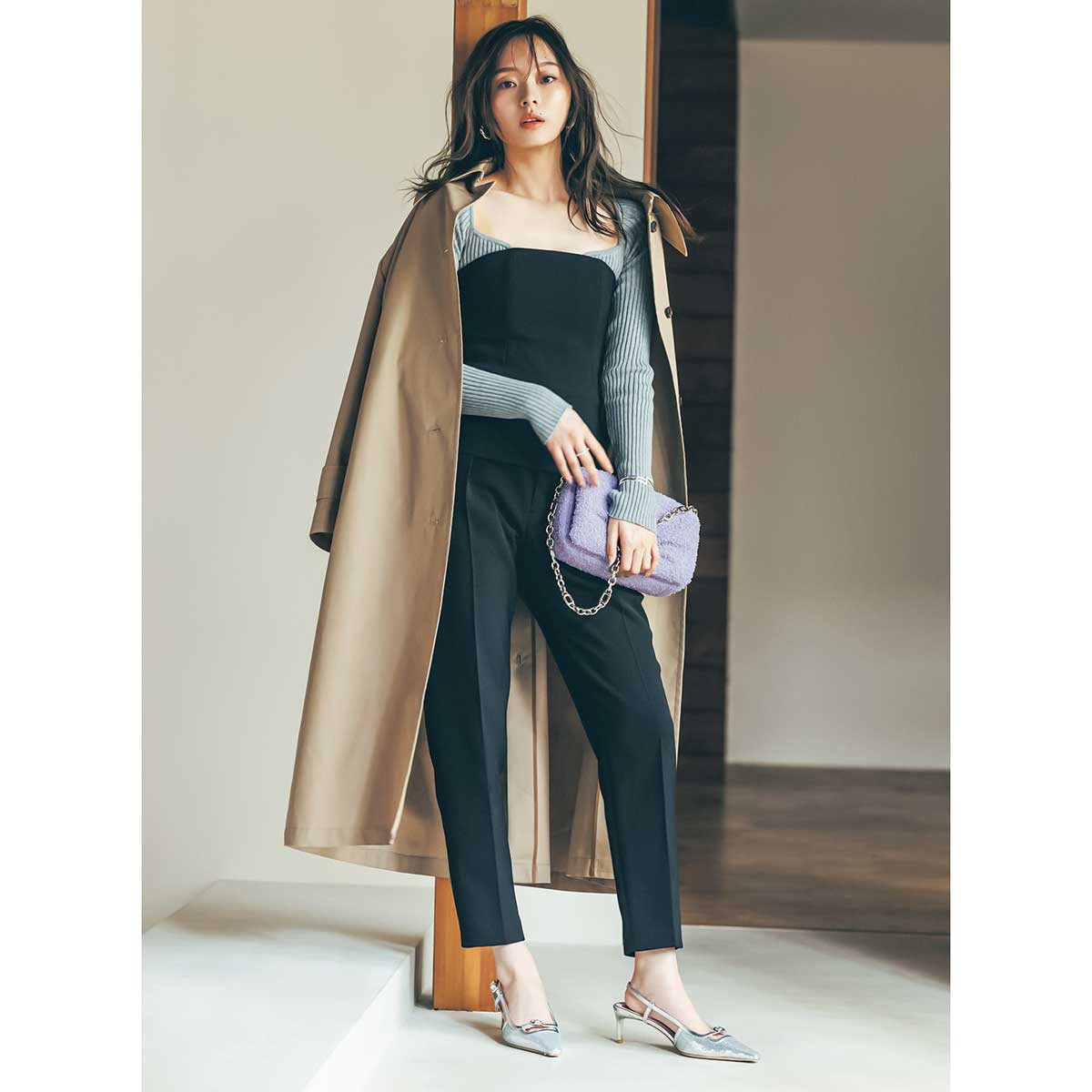 着ることで引き立つ女性の艶感を