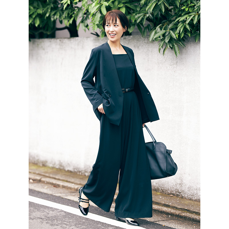 母業に活躍するオールインワンコーデ