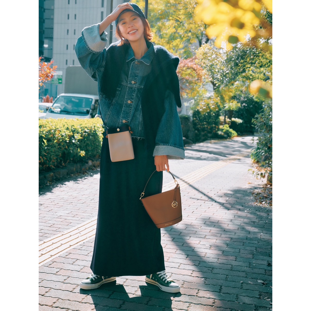 サクラ　デニムジャケット