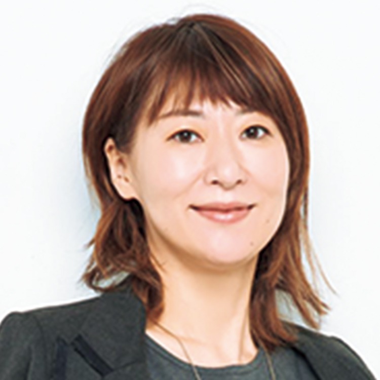 ヘア・メークアップアーティスト Saiさん